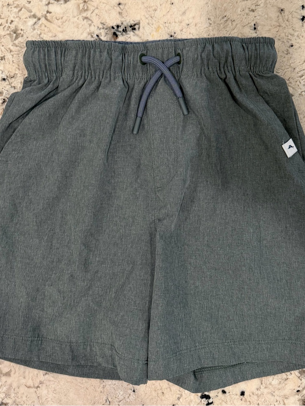 Tommy Bahama Gray Drawstring Casual Shorts Size M (7/8)